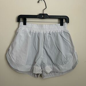 Alphalete Lined Athletic Shorts White Size Small